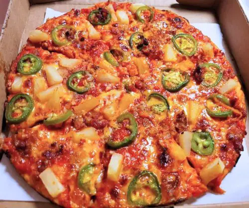 Angry Hawaiian Pizza at Grainsley's Kitchen + Drinks in Warwick, RI