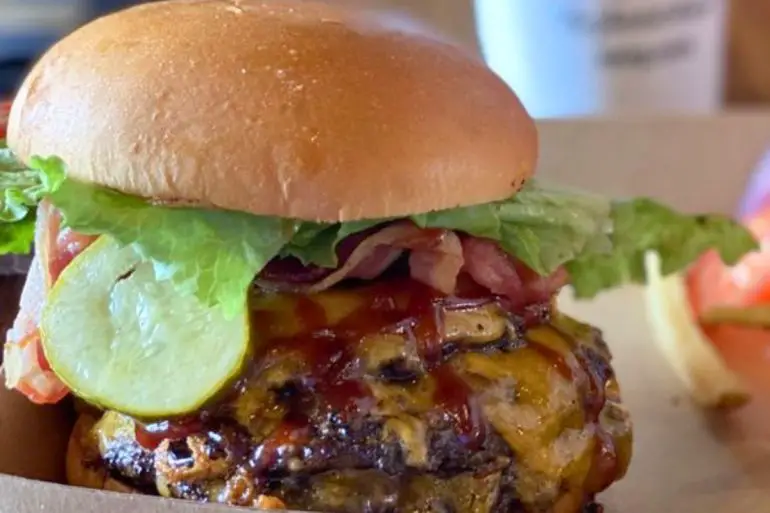 Hawaiian Burger at Ed's Burger Joint in Hattiesburg, Mississippi