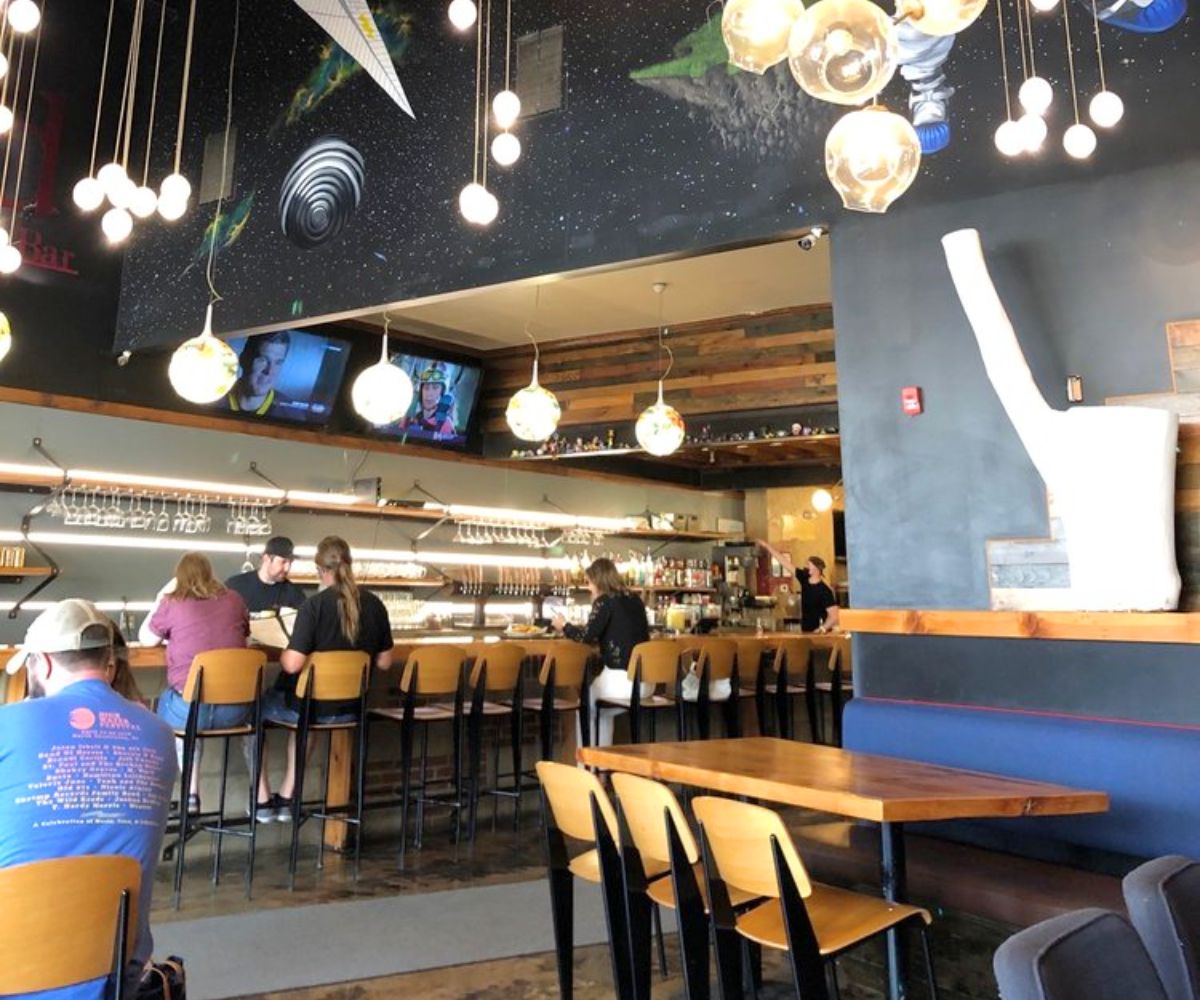 interior of Backyard Pizza and Raw Bar in Huntington, West Virginia