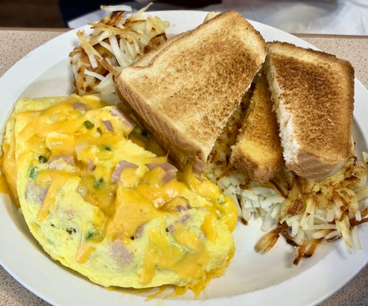 Denver Omelet at Sherrie's Place in Casper, Wyoming