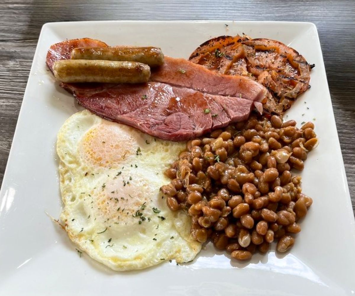 English Breakfast at Rosemary Cafe in Joliet, Illinois
