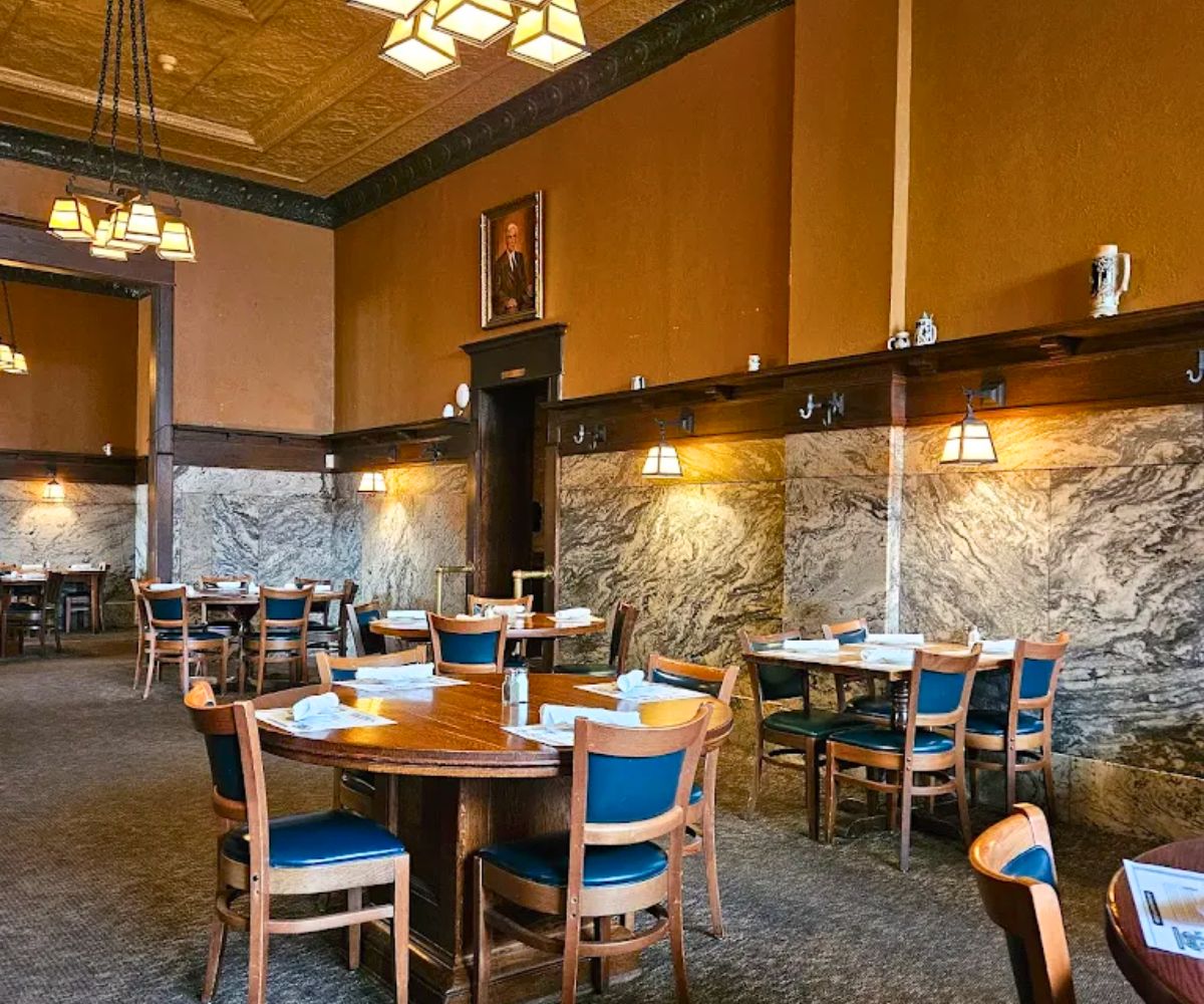 interior of Bender's Tavern in Canton, Ohio