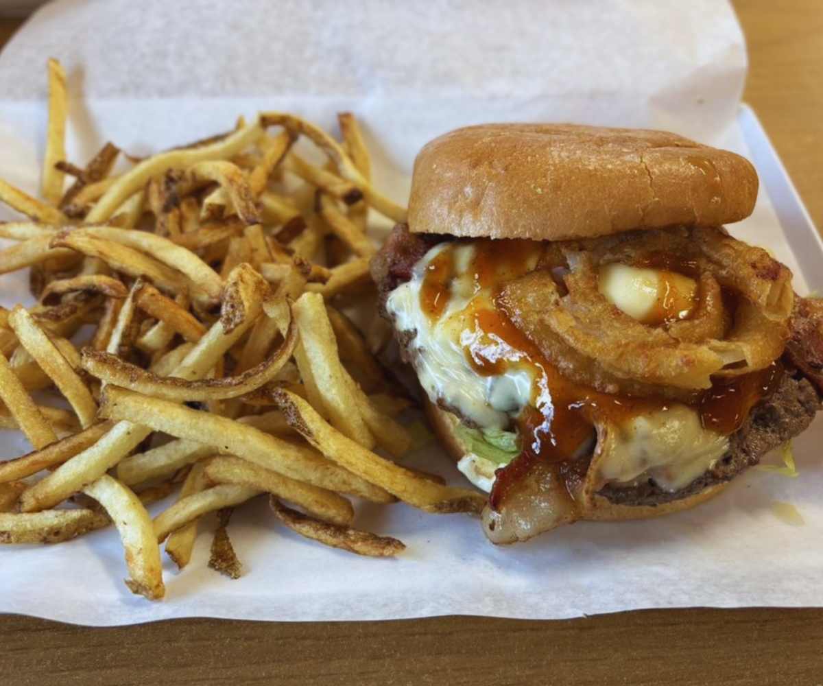 burger and fries at Peg Leg in Russellville, AR