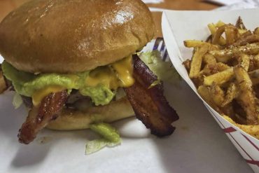 burgers and fries at peg leg in russellville, AR