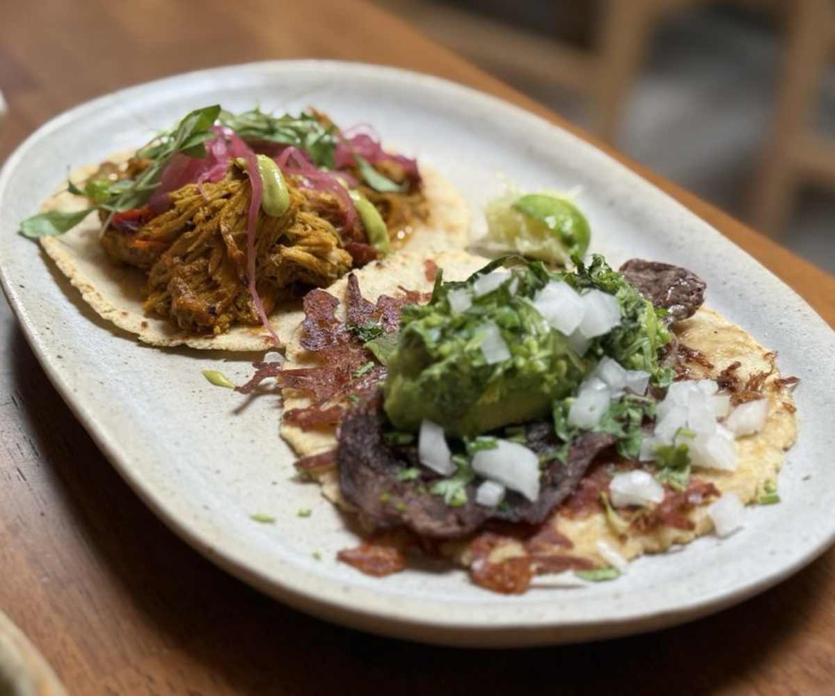 tacos at amor a mi in burbank, california