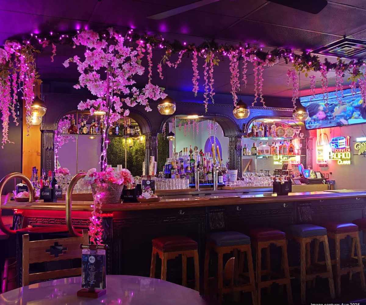 inside Micas restobar in la Verne california