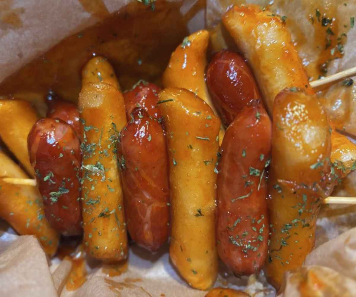 bb.q chicken in santa clarita, CA