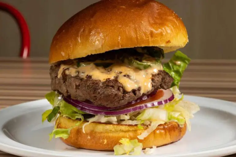 burger at RJ Burgers in Buena Park, CA