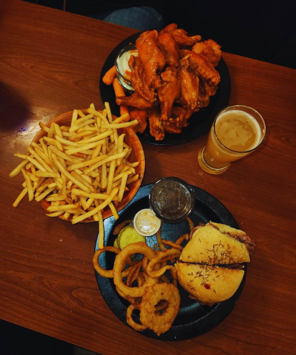 Photos for Duff's Famous Wings