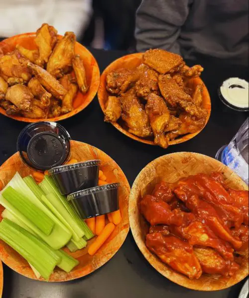 Photos for Duff's Famous Wings