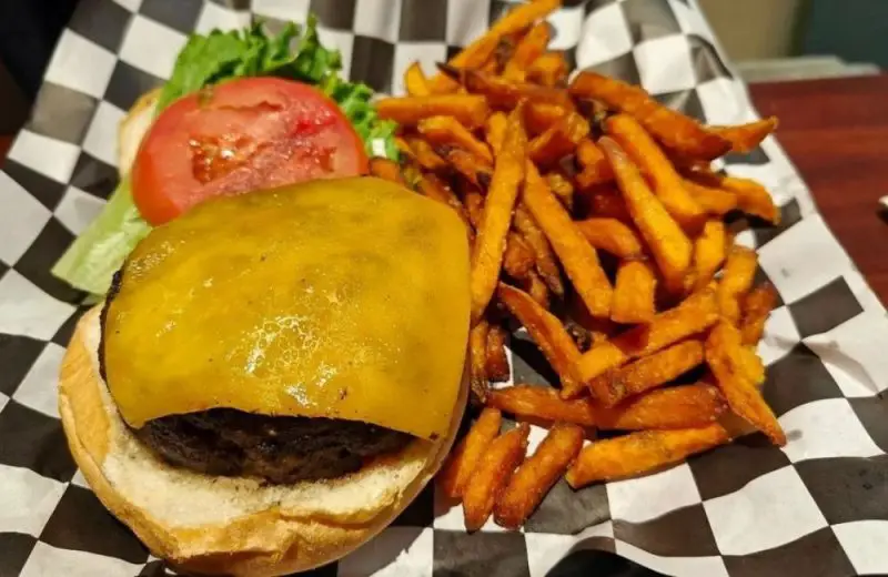 GILBERT'S 17TH STREET GRILL