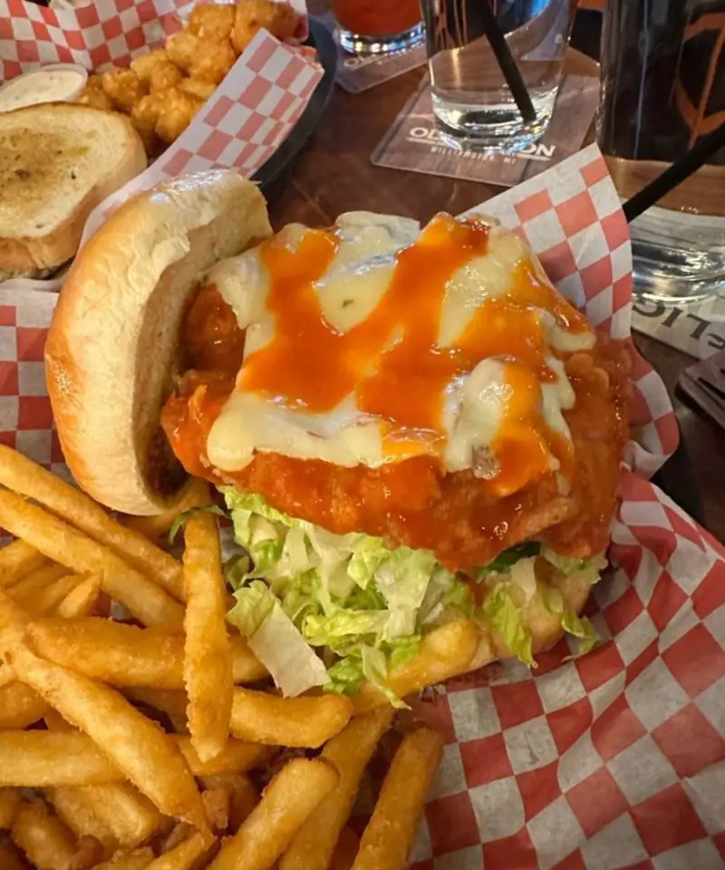 THE LITTLE OWL SOCIAL PUB