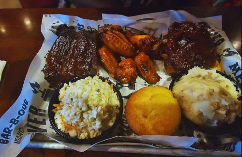 Photos for Famous Dave's