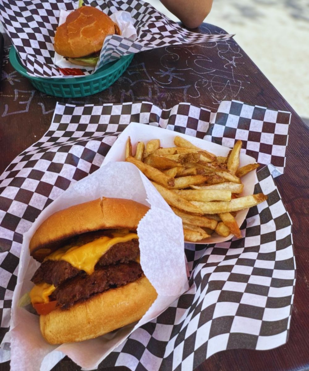 Photos for Hayes Burger