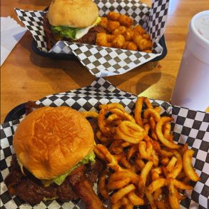 Photos for LA Burger