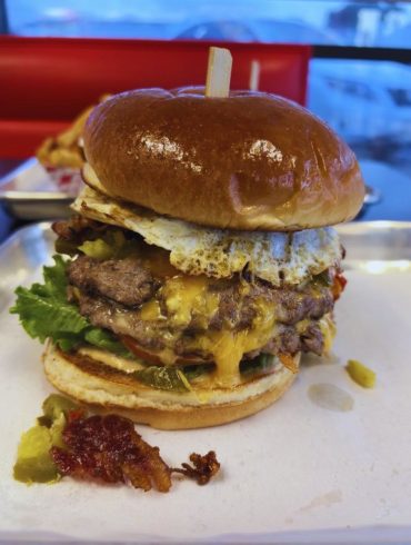 Photos for Edmond's Burgers & More