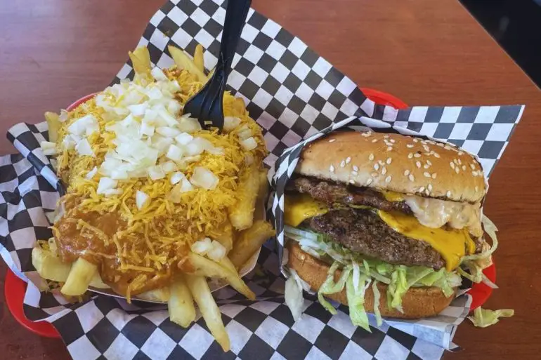 Photos for Super Chili Burgers