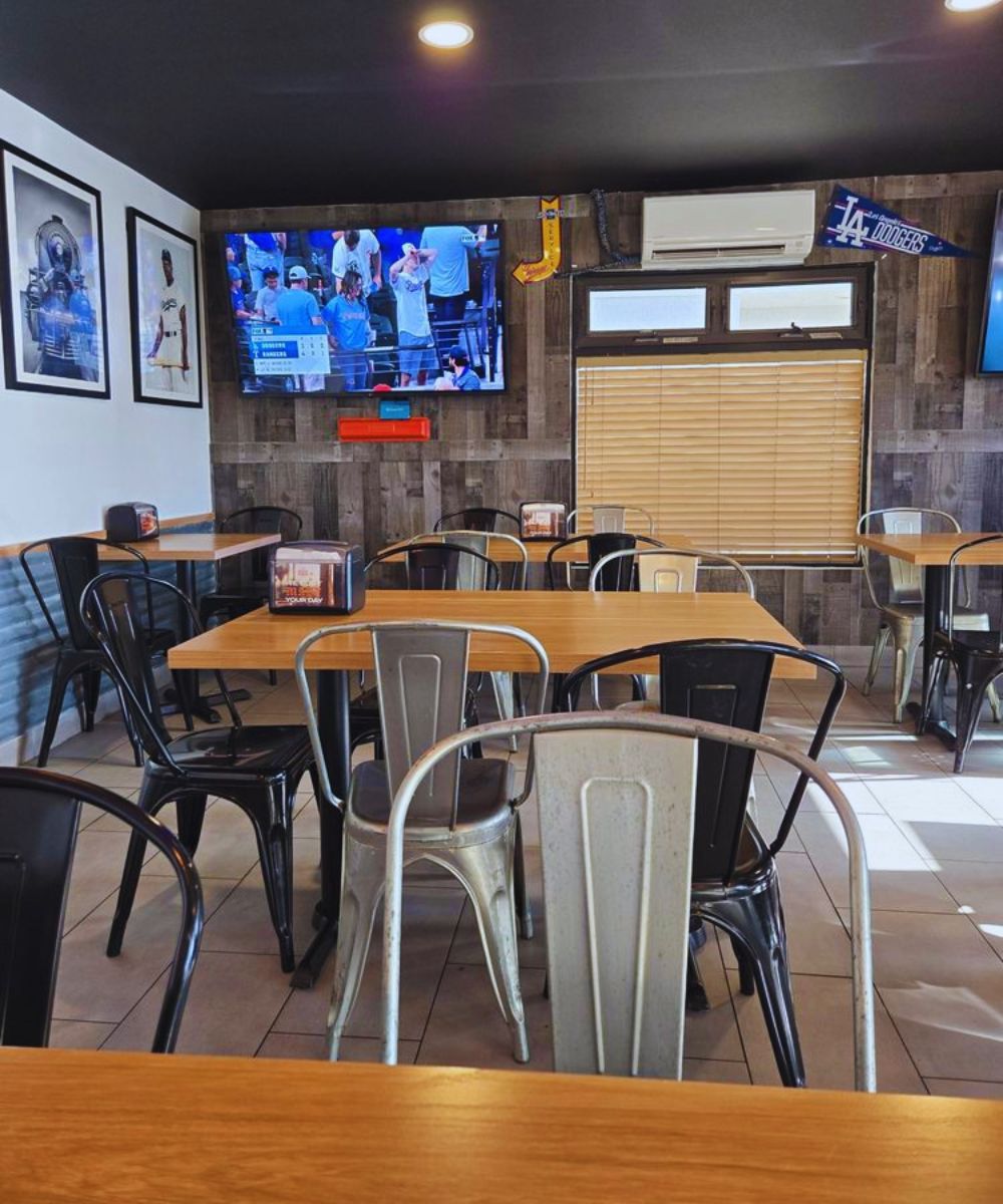 Photos for Made Burgers