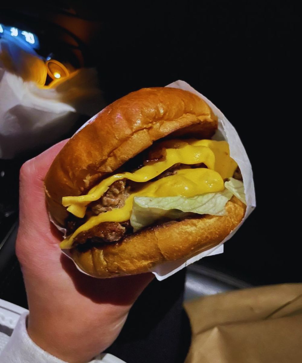 Photos for Hayes Burger