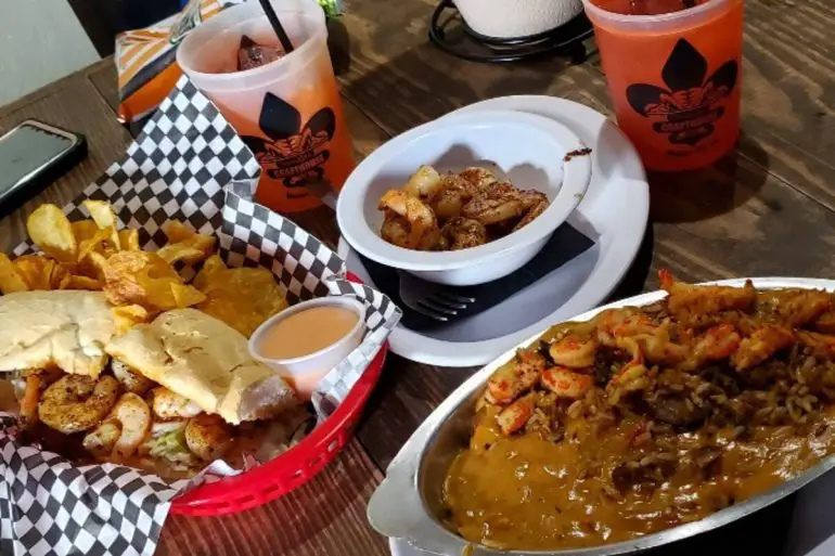 Food at BeauxJax Crafthouse located in Bossier City, LA.