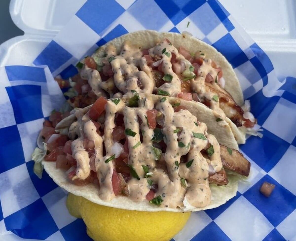 Food at Tommy's Clam Shack located in Warwick, RI.