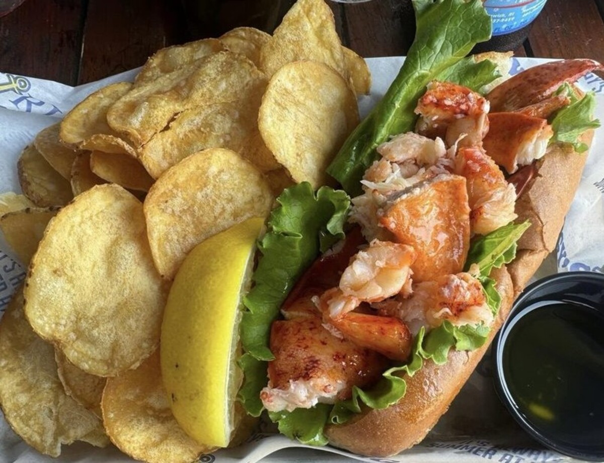 Food at Iggy's Doughboys & Chowder House located in Warwick, RI.