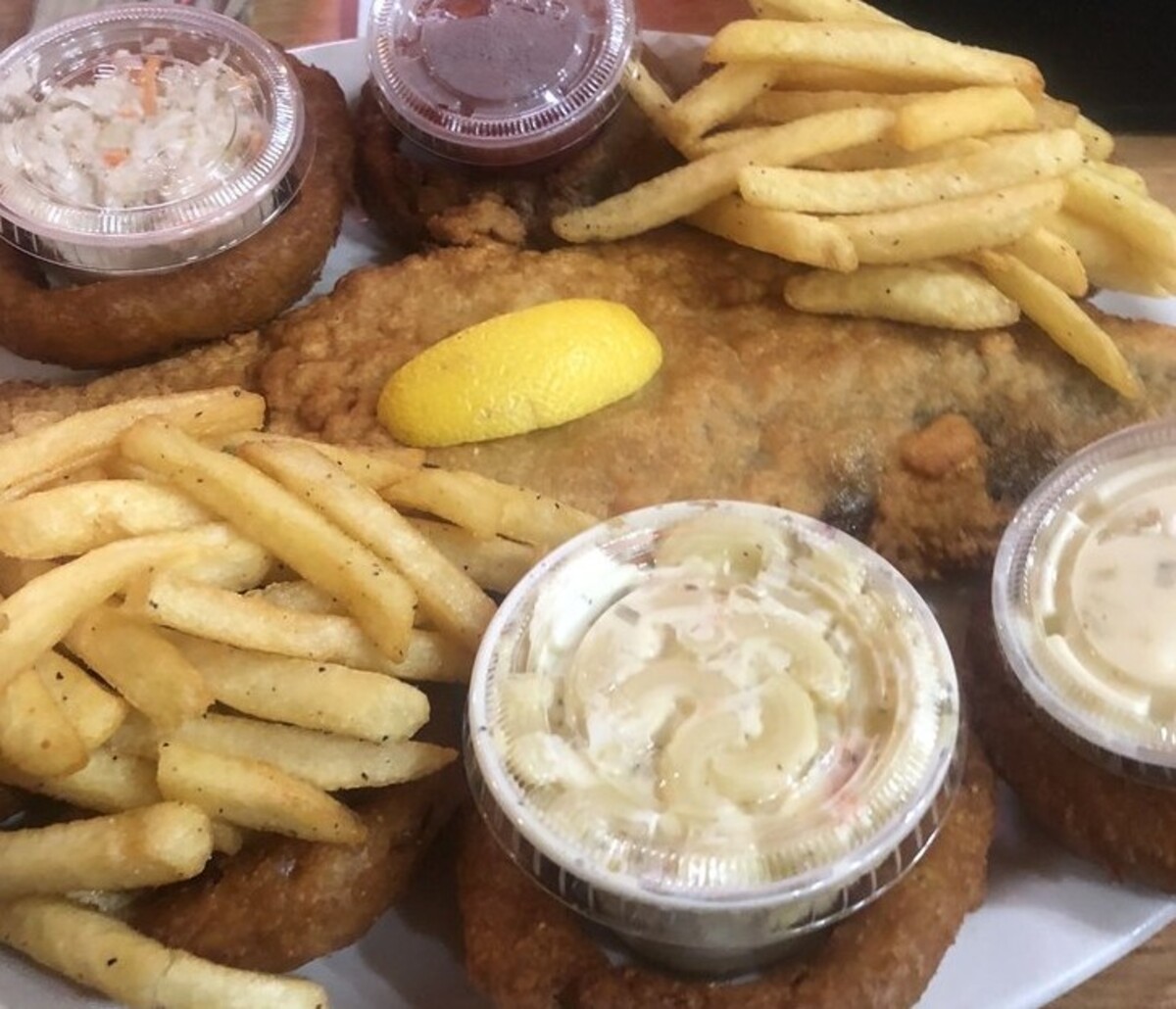 Food at Nina's Pizza located in Utica, NY.