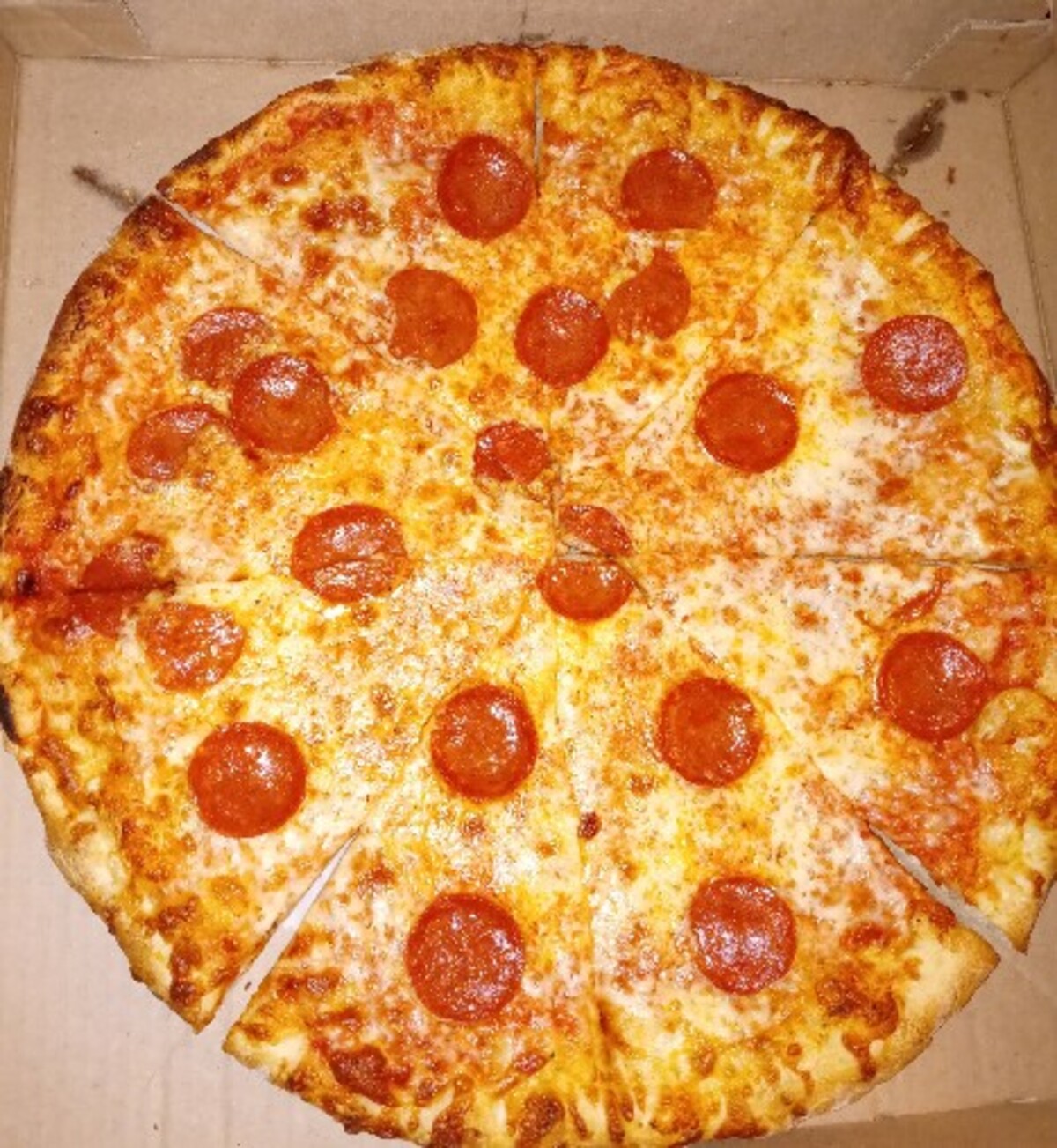 Food at Nina's Pizza located in Utica, NY.