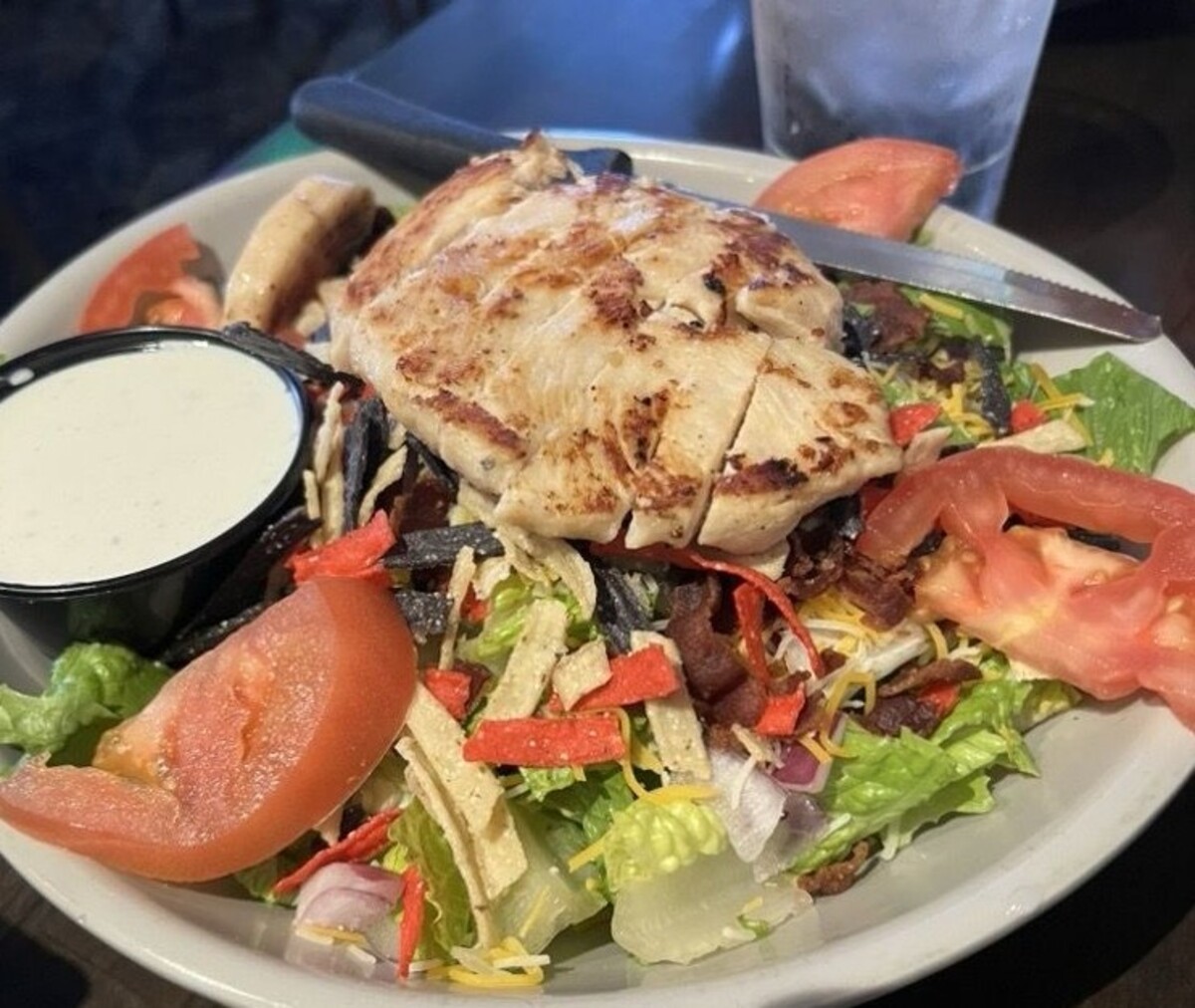 Food at Porky's Public House & Eatery located in Longview, WA.