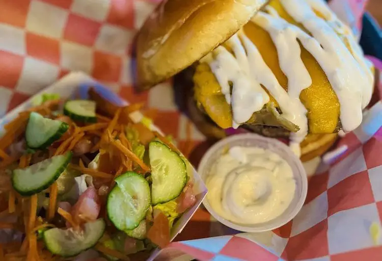 THE LITTLE OWL SOCIAL PUB