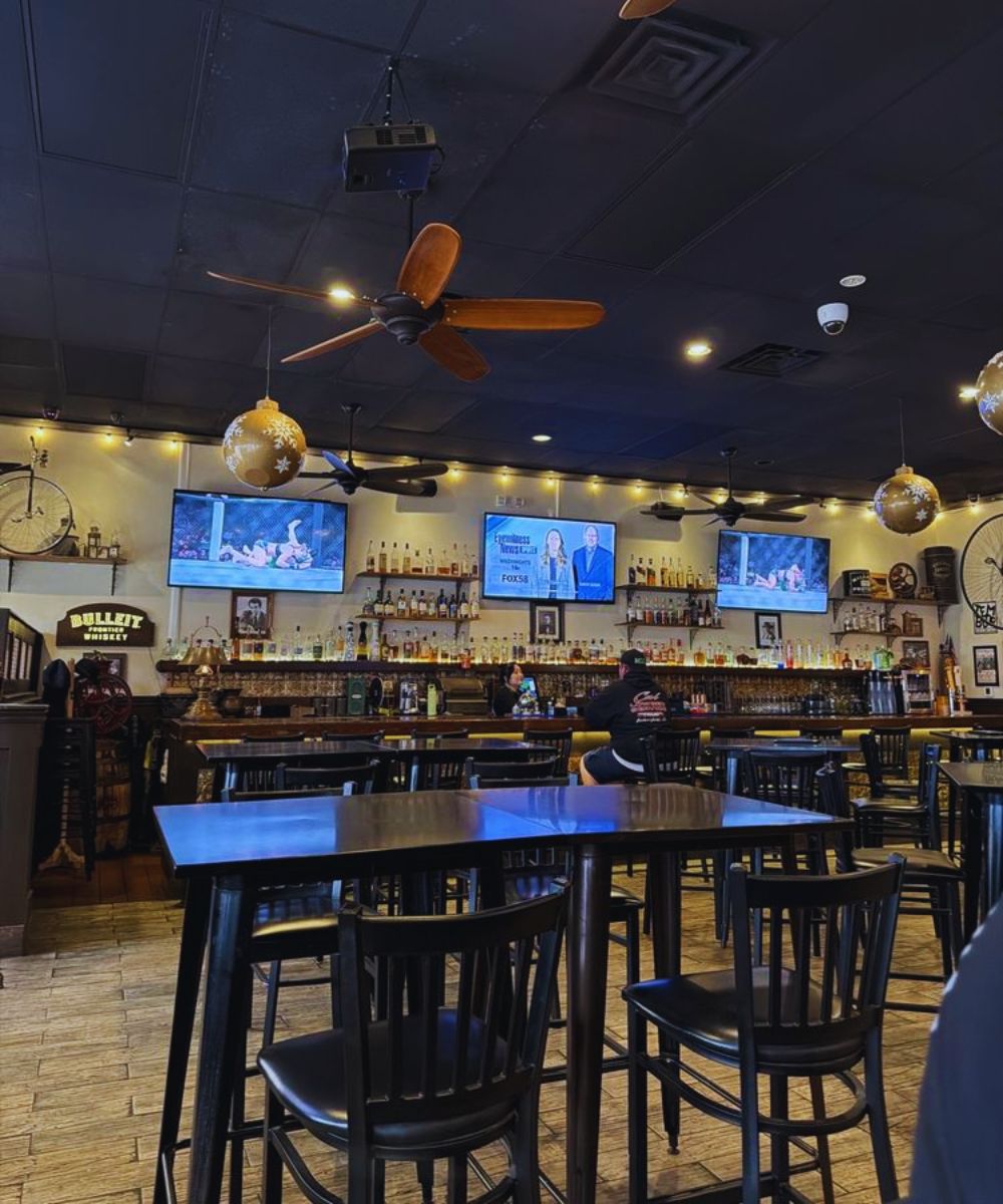 Photos for Bakersfield Pizza & Bar