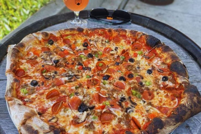 Photos for Thunderbolt Pizza