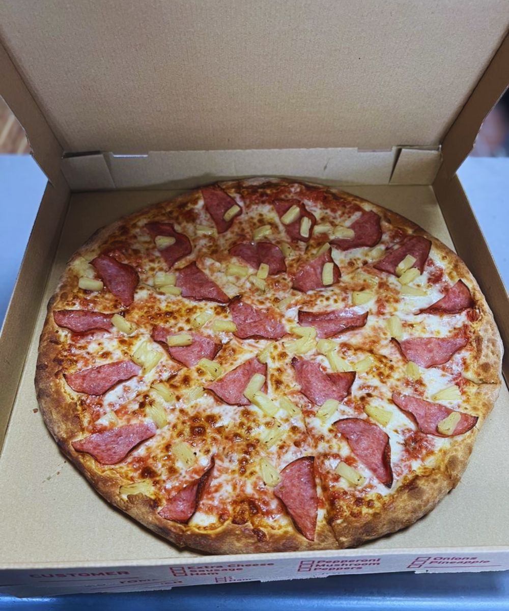 Photos for Magic Mike's Pizza Express