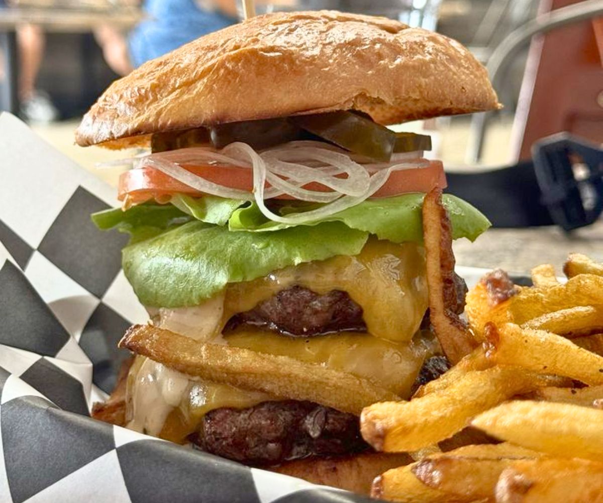 Ultimate Double-Decker 2x2 at Ultimate Burger in Kailua-Kona, Hawaii