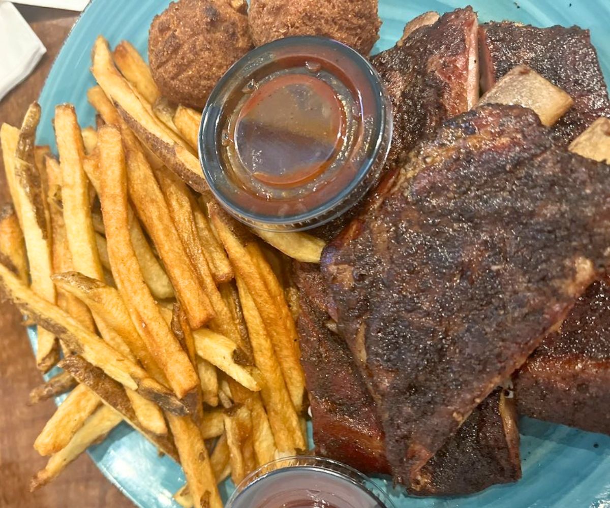 Rib Basket at Sidebar On Main in Sumter, South Carolina