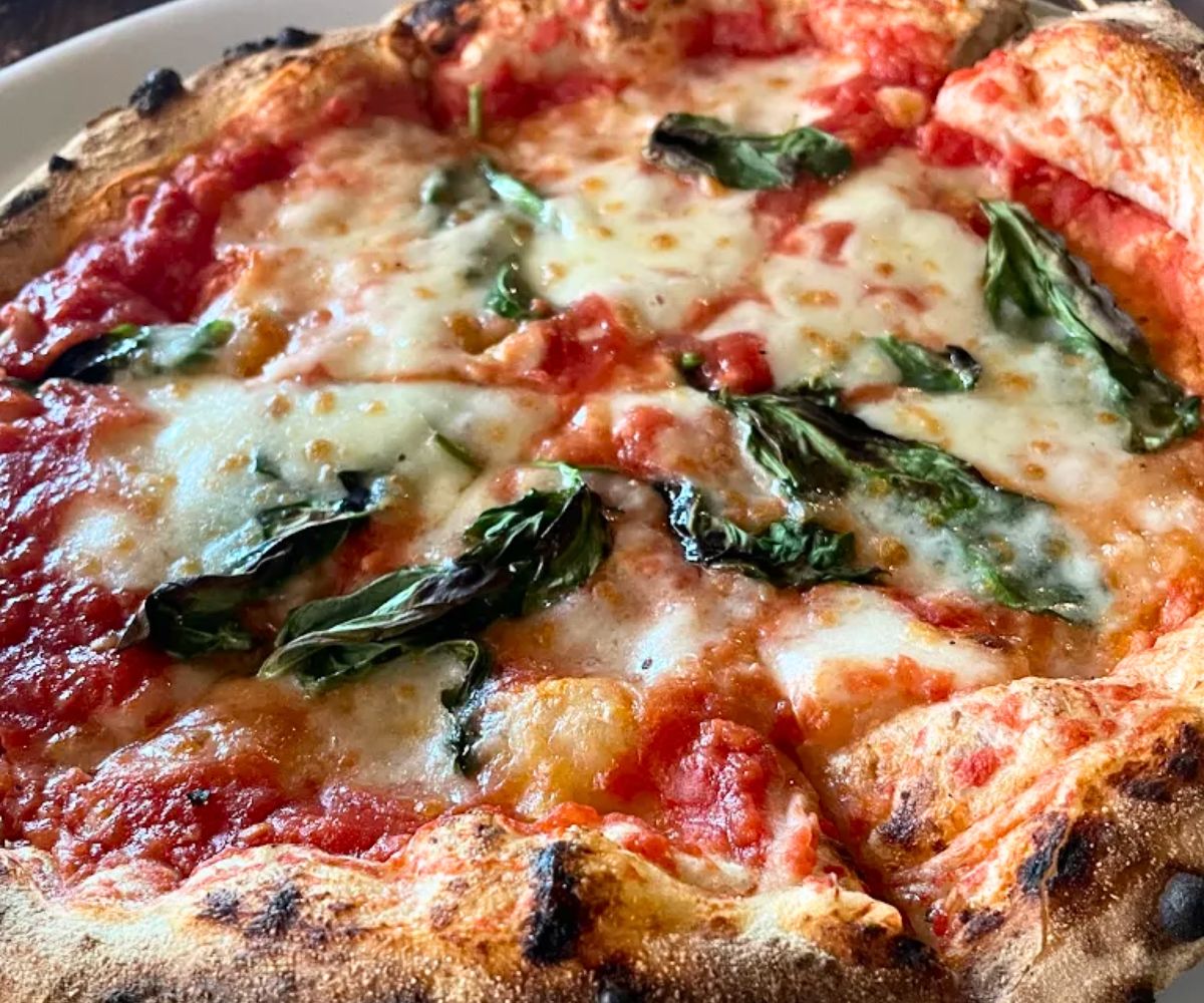 Margherita Pizza at Fabio On Fire | Pizzeria Italiana in Peoria, Arizona