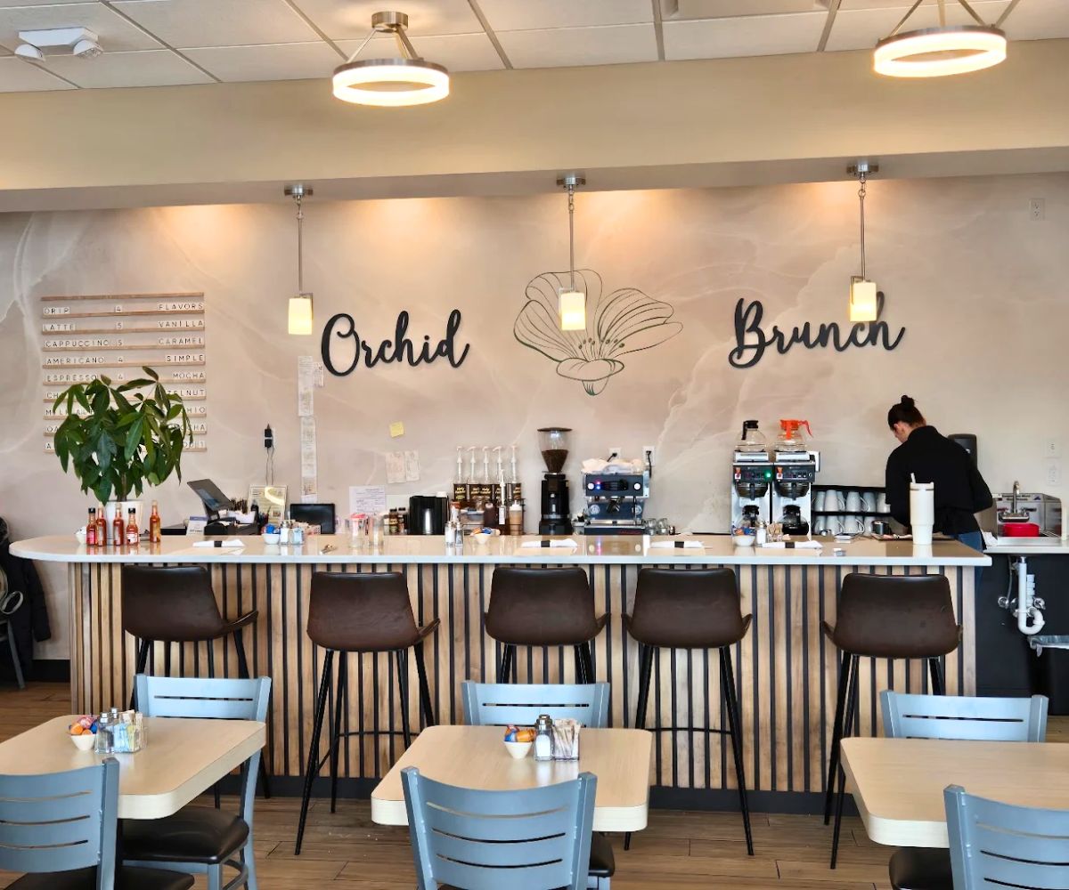 interior of Orchid Brunch at Livonia, Michigan