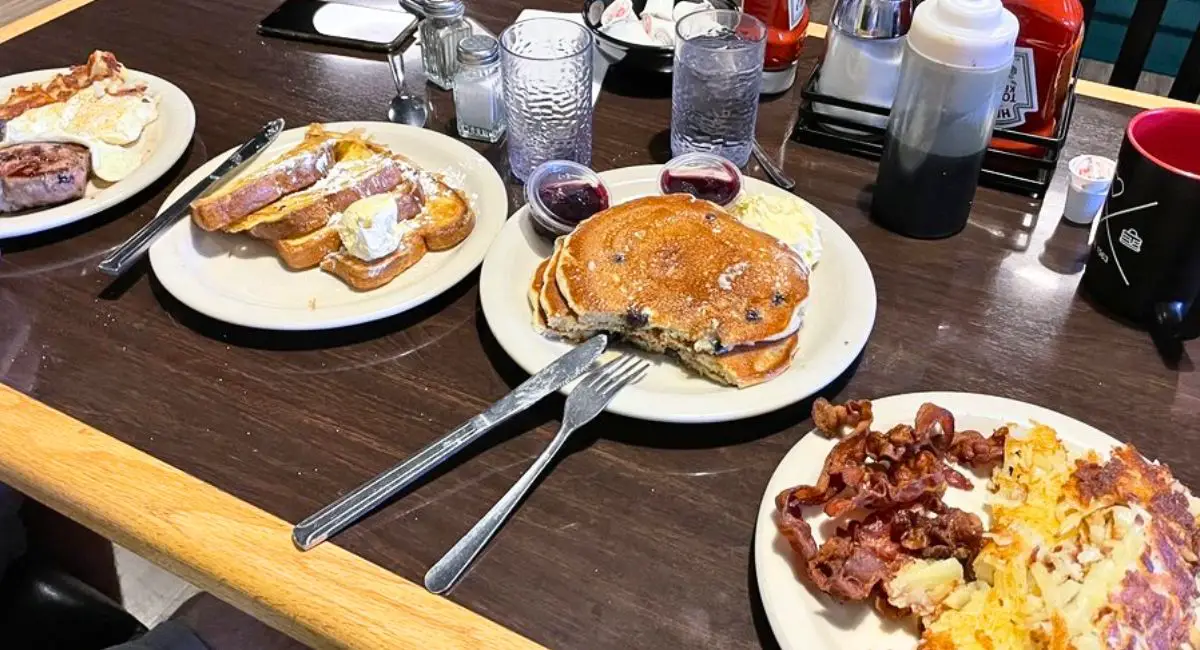 breakfast dishes at Paul's Pancake Parlor in Missoula, Montana