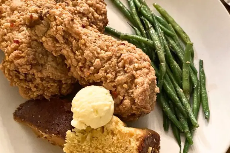 Izzy's Fried Chicken Dinner at Izzy's Comfort Kitchen in Coeur D'Alene, ID