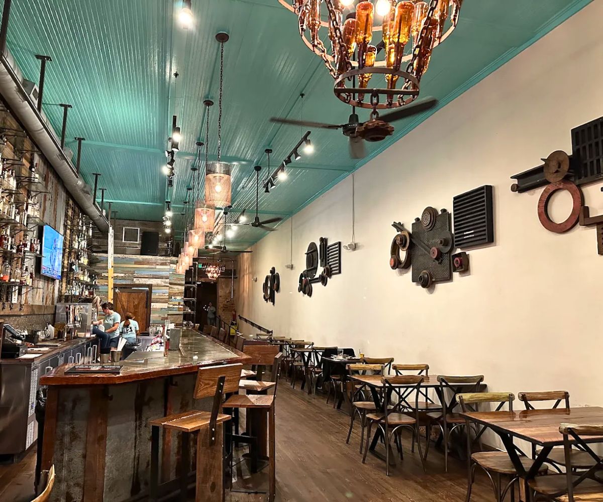 interior of Sidebar On Main in Sumter, SC