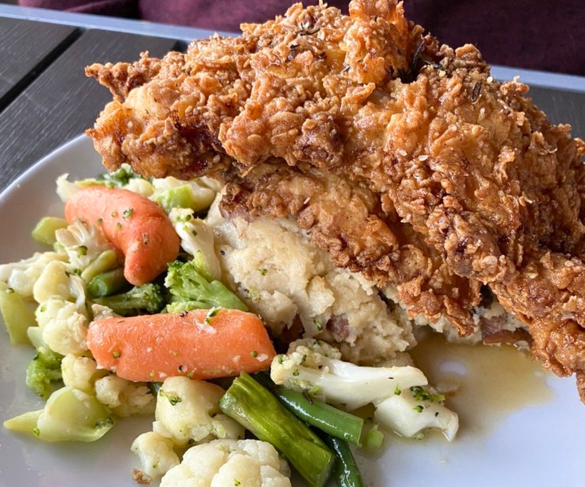 Boneless Fried Chicken at Roosevelt's in Tulsa, Oklahoma