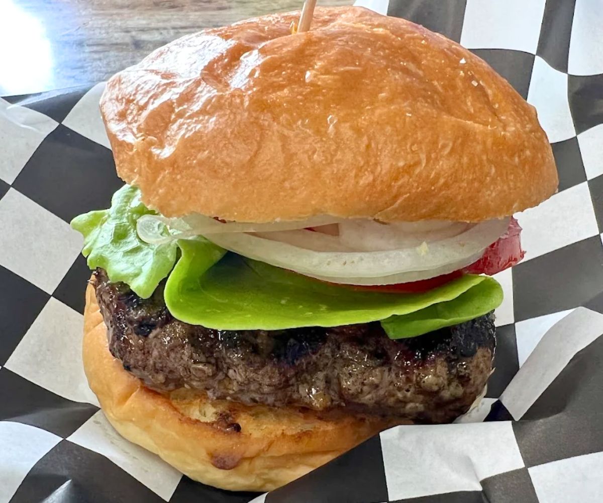 Ultimate Hamburger at Ultimate Burger in Kailua-Kona, Hawaii