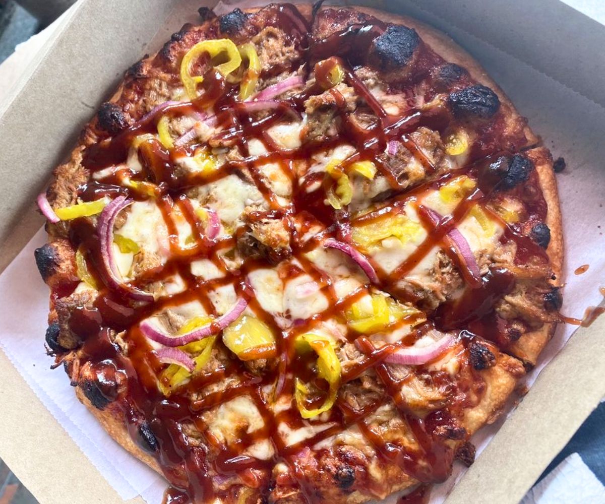 pizza at Red Rose in Springfield, Massachusetts