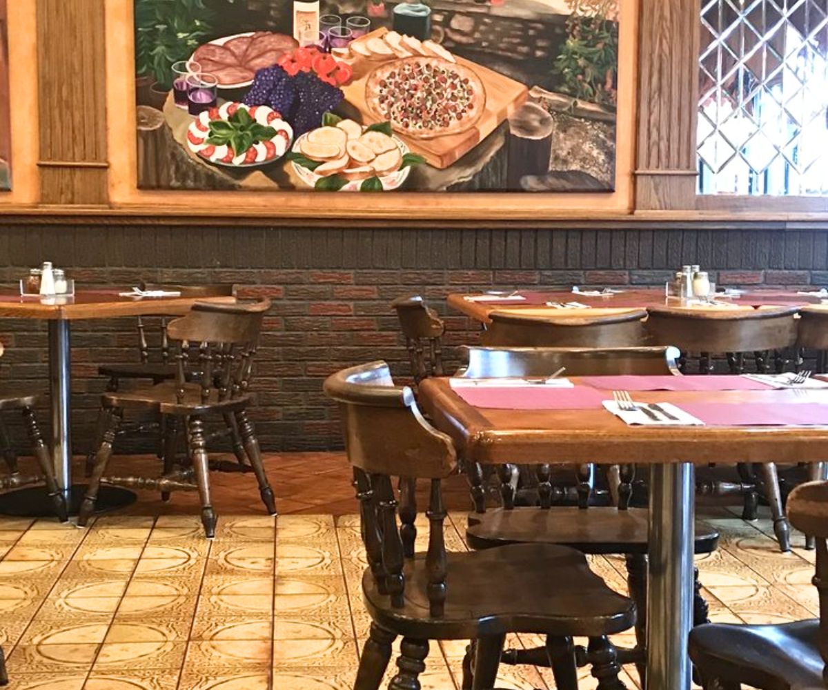 inside of Red Rose in Springfield, MA