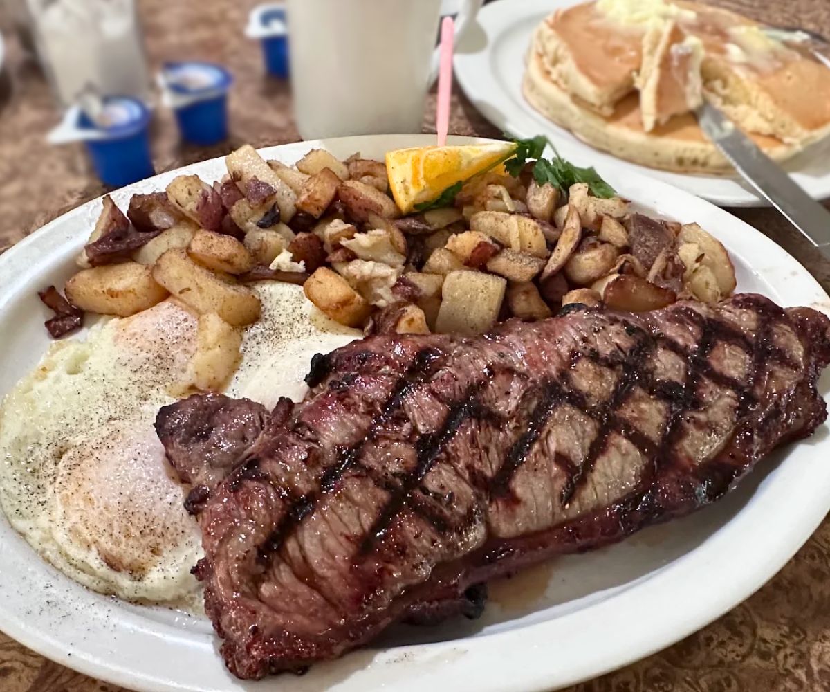 Steak & Eggs at The Omelet House in Stockton, California