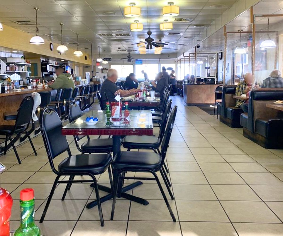interior of The Omelet House in Stockton, CA