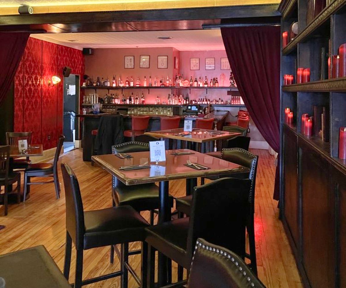 interior of White Rabbit Gastropub in Frederick, MD