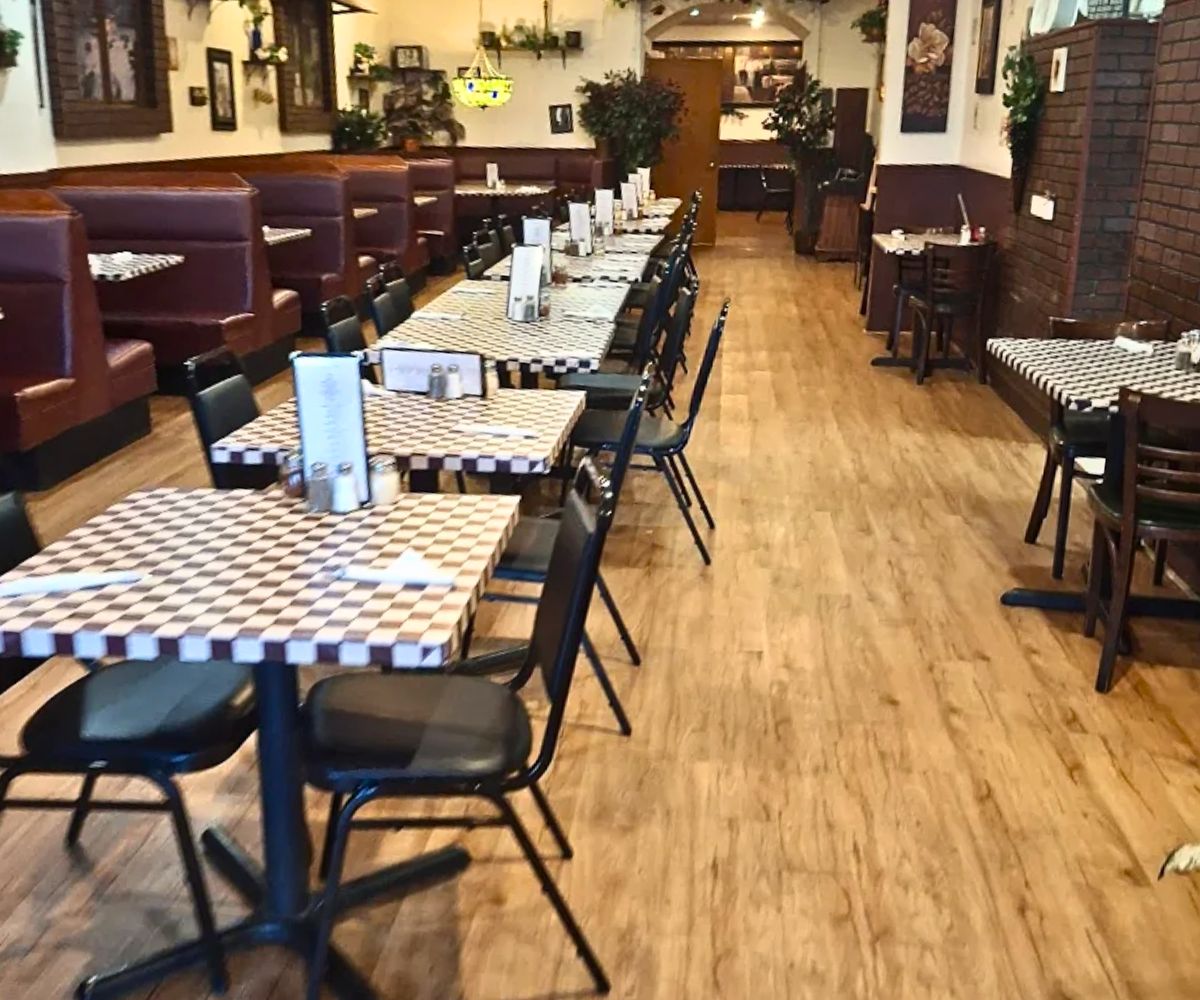 interior of Siragusa's Taste of Italy in Taylorsville, UT