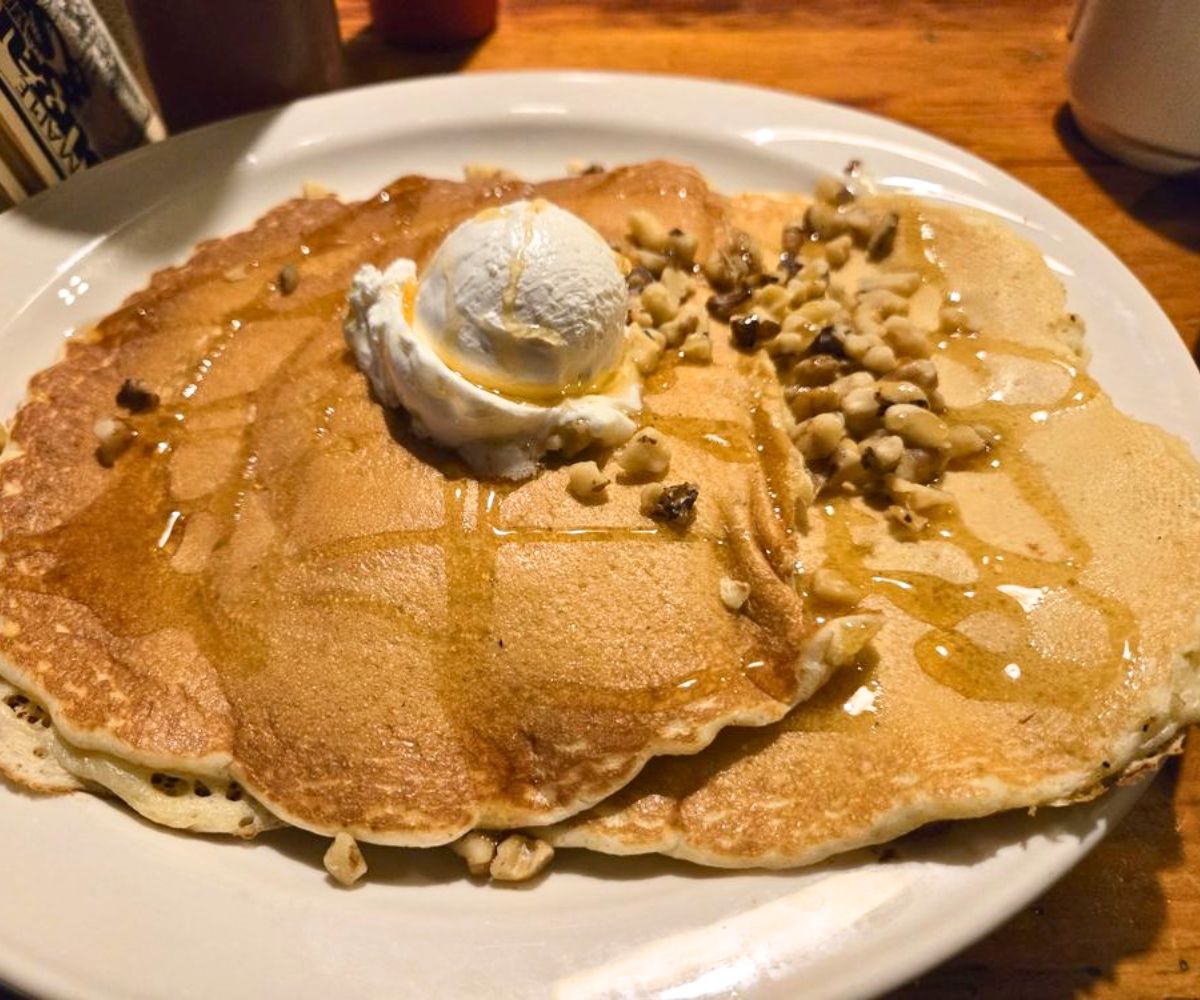 Maple Pecan Pancakes at Maple Sugar & Vermont Spice in Mendon, VT