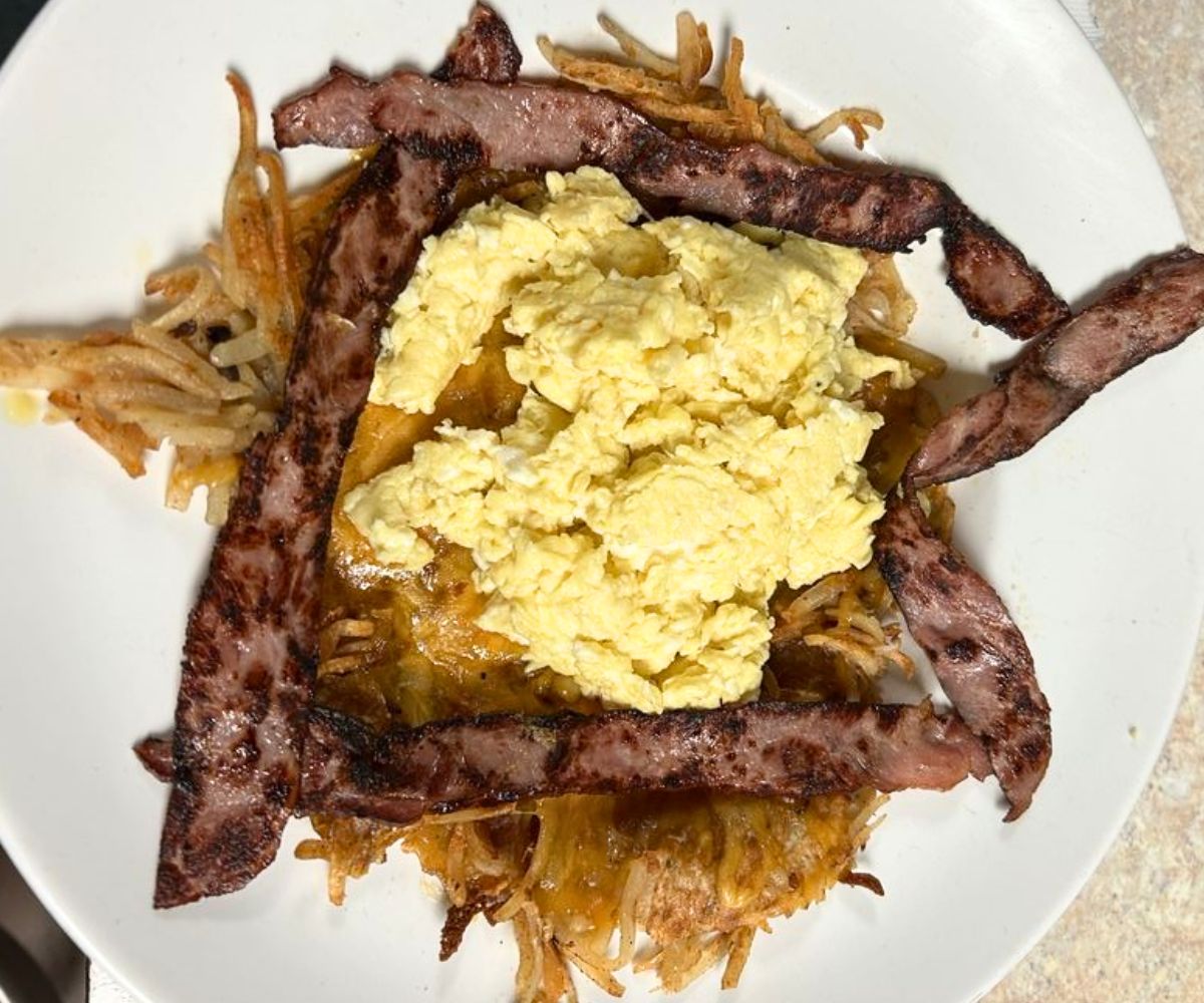 Birds Nest at Pondfield Cafe in Bronxville, NY